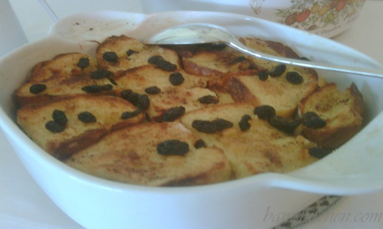 Rich bread and butter pudding