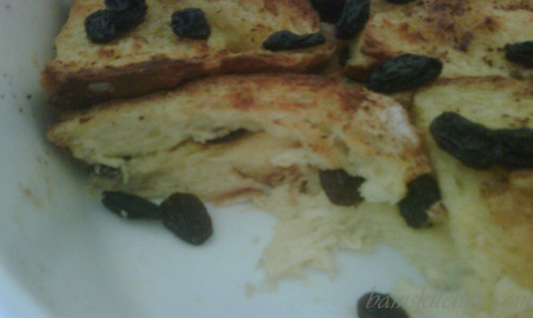 Rich bread and butter pudding
