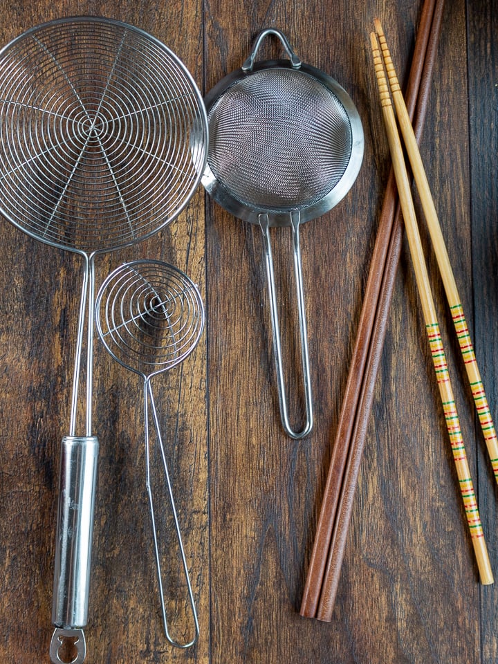 Ladles, Cooking chopsticks and strainer equipment.