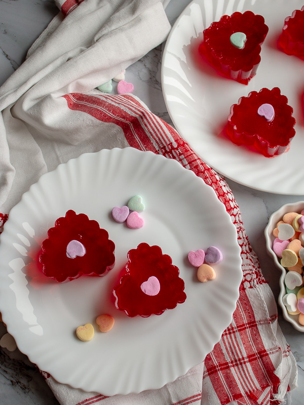 Valentine's Day Jello Jigglers / https://www.hwcmagazine.com