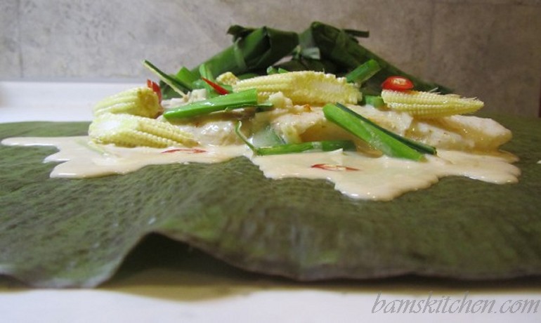 Banana Leaf-Grilled Fish with Coconut-Cilantro Sauce