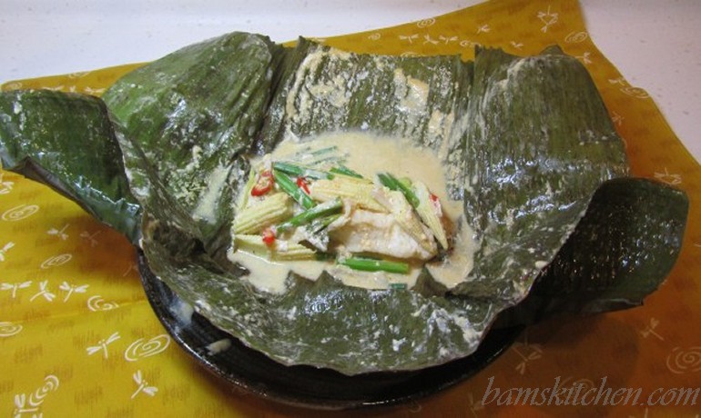 Banana Leaf–Wrapped Green Curry Fish Recipe