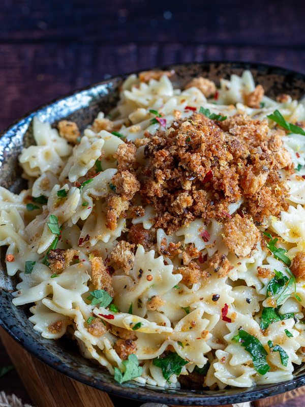 Close up shot of the finished recipe with extra breadcrumbs on top.