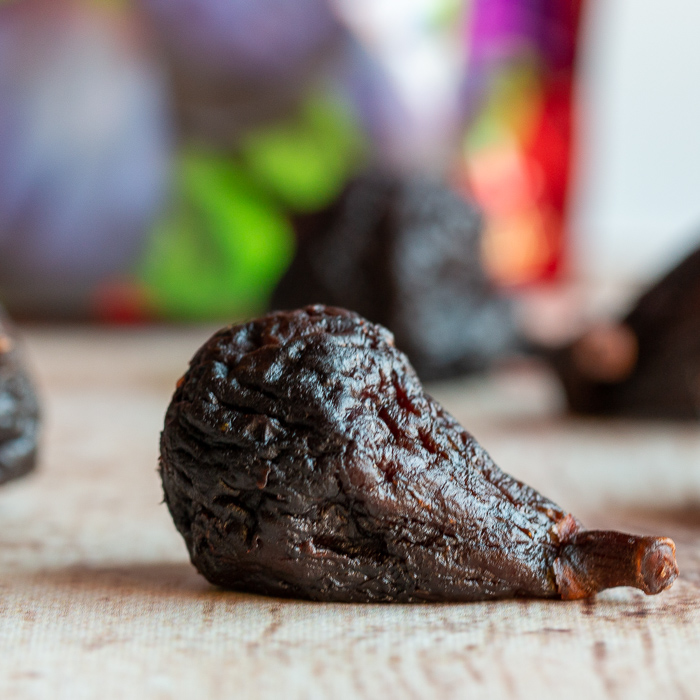 Close up photo of a dried mission fig. 