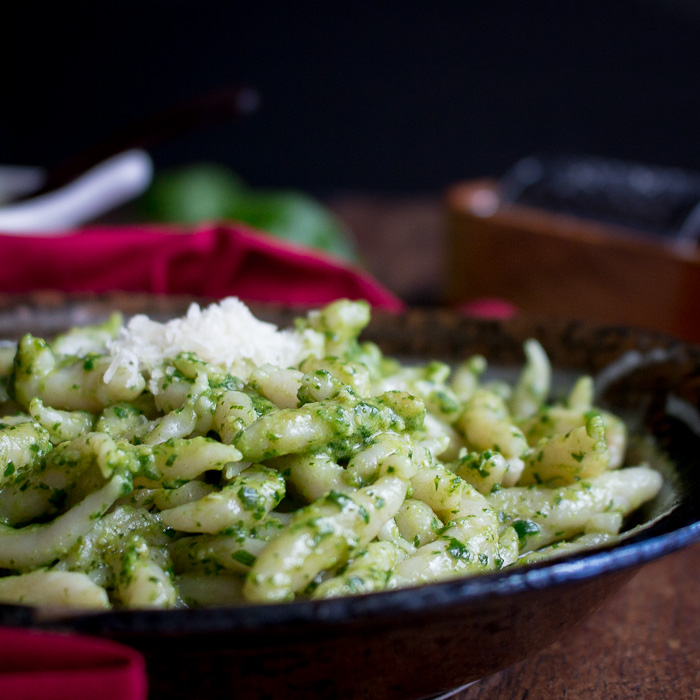 Trofie al Pesto / https://www.hwcmagazine.com