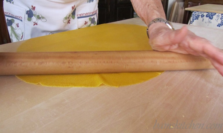 Handrolling out pasta dough