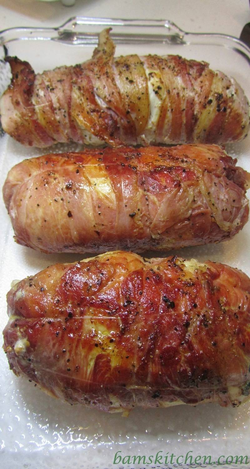 Stuffed chicken breasts Ready for the oven in a 9 x 13 pan.