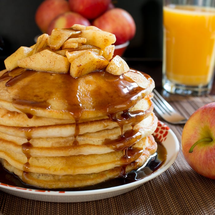 Better Than Mrs. Butterworth's Pancake Syrup / https://www.hwcmagazine.com