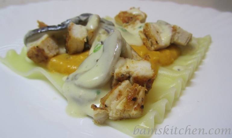 1Topless Butternut Ravioli with Sauteed chicken and a creamy wild mushroom sauce 