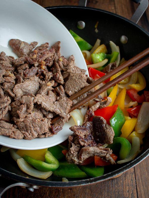 Beef and Peppers with Black Bean Sauce / https://www.hwcmagazine.com