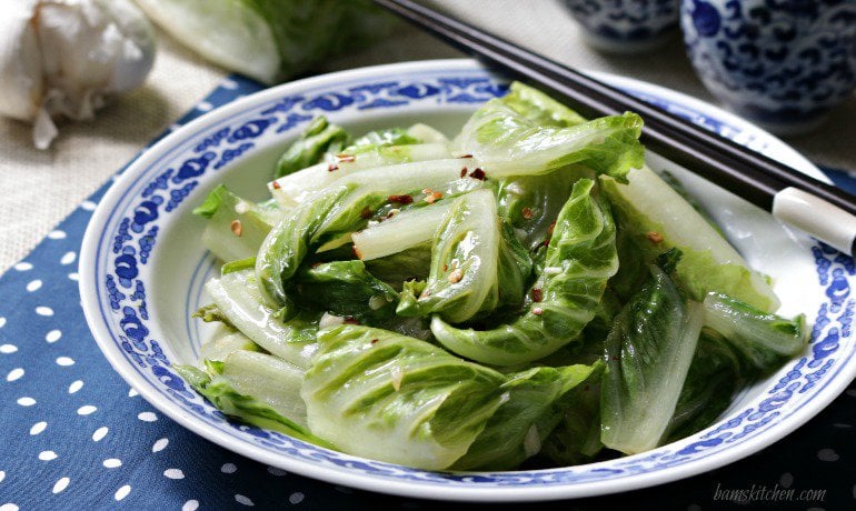 Stir Fried Romaine Lettuce / Healthy World Cuisine/ https://www.hwcmagazine.com