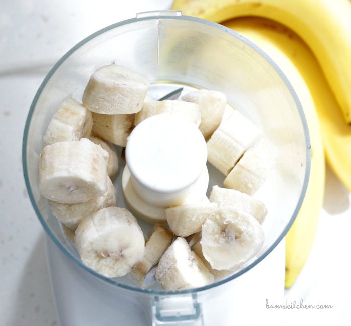 Frozen chopped bananas in the food processor.