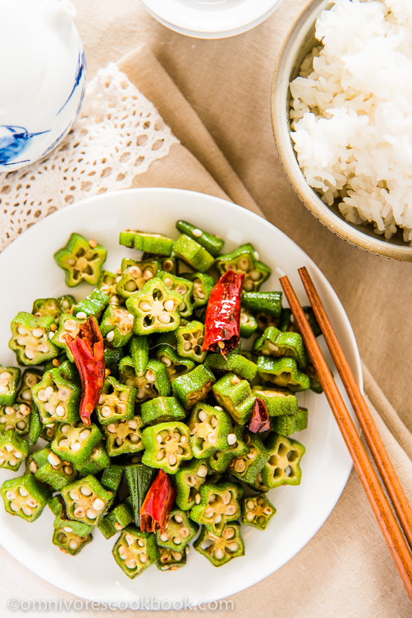 Four Ingredient Okra Stir Fry Omnivore's Cook Book / https://www.hwcmagazine.com