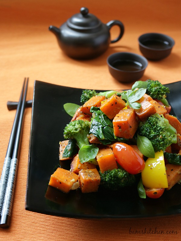 Spiced Yam and Vegetable Stir Fry / https://www.hwcmagazine.com