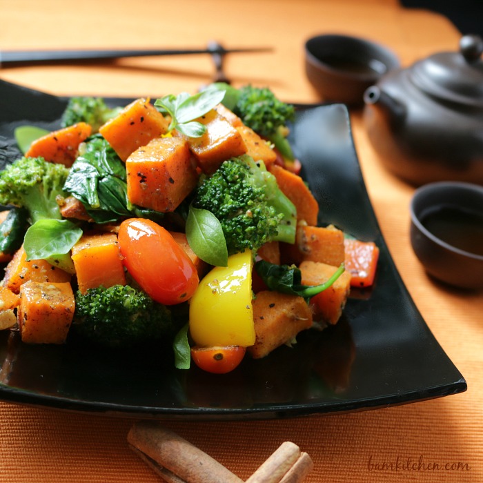 Close up show all the spices on the vegetable stir fry.