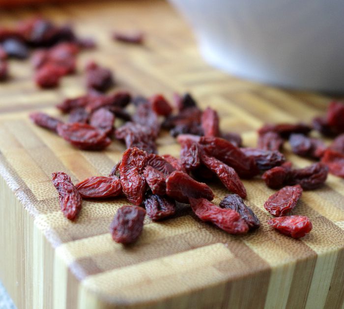 Chinese Salad with Goji Berries / https://www.hwcmagazine.com