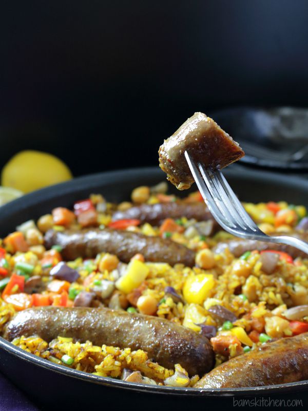 Moroccan Sausage Paella / https://www.hwcmagazine.com