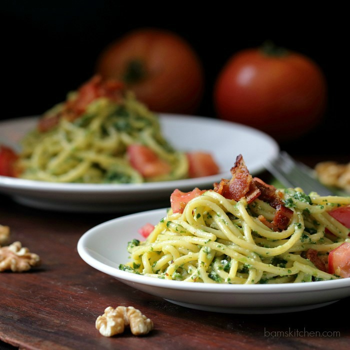 Speedy Spinach Pesto Pasta / https://www.hwcmagazine.com