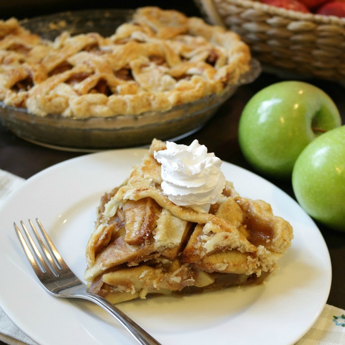 Grandma's Apple Pie / https://www.hwcmagazine.com