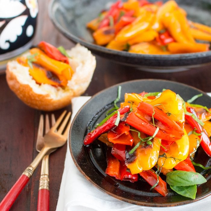 How to Roast Sweet Mini Peppers / https://www.hwcmagazine.com