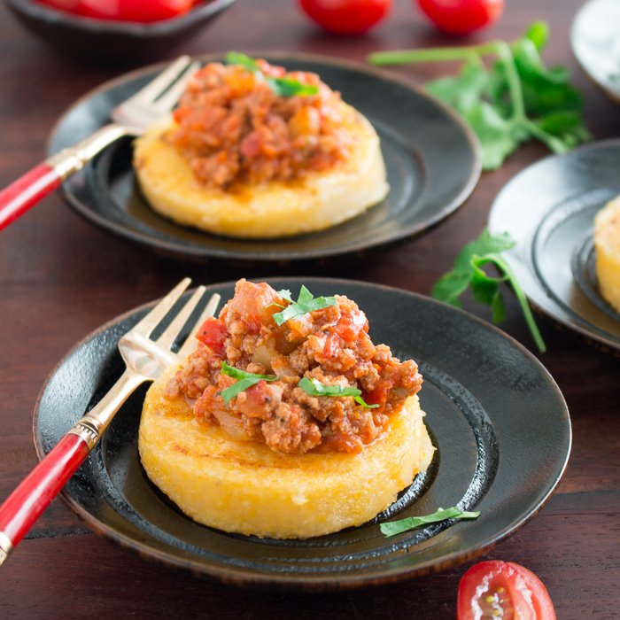 Dairy-Free Bolognese Polenta Bites / https://www.hwcmagazine.com