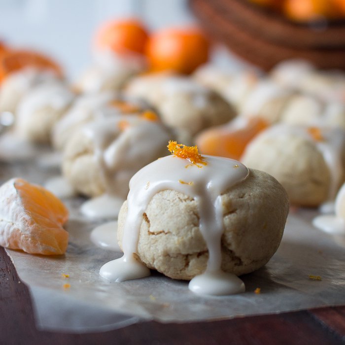 Chewy Mandarin Orange Cookies / https://www.hwcmagazine.com
