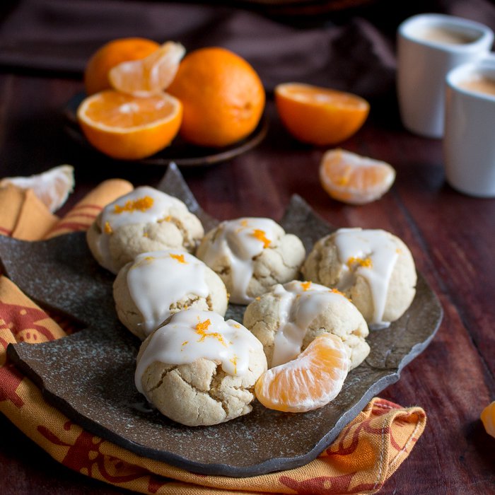 Chewy Mandarin Orange Cookies / https://www.hwcmagazine.com