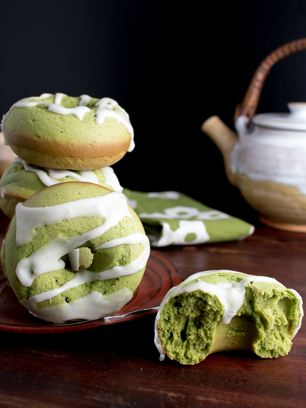 Green Lemon Glazed Donuts  ready to eat.