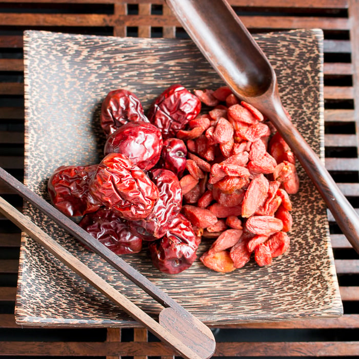 Goji Berry and Red Dates Herbal Tea / https://www.hwcmagazine.com