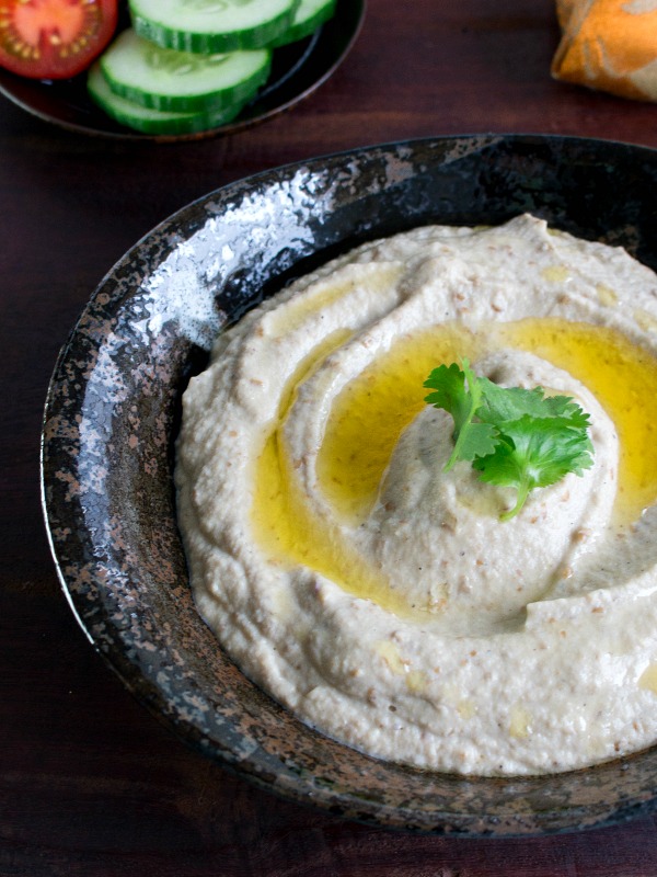 Traditional Baba Ghanoush (Ganoush) / https://www.hwcmagazine.com