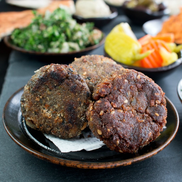 Super Crispy Falafel Bites / https://www.hwcmagazine.com