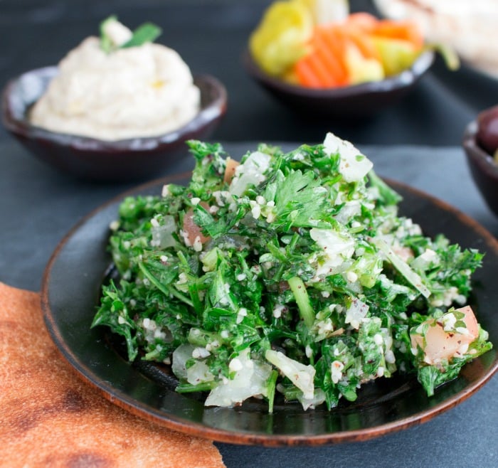 Easy Tabbouleh Lebanese Salad / https://www.hwcmagazine.com