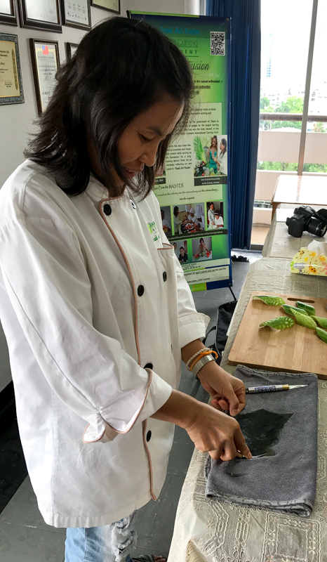 Thai Fruit and Vegetable Carving / https://www.hwcmagazine.com