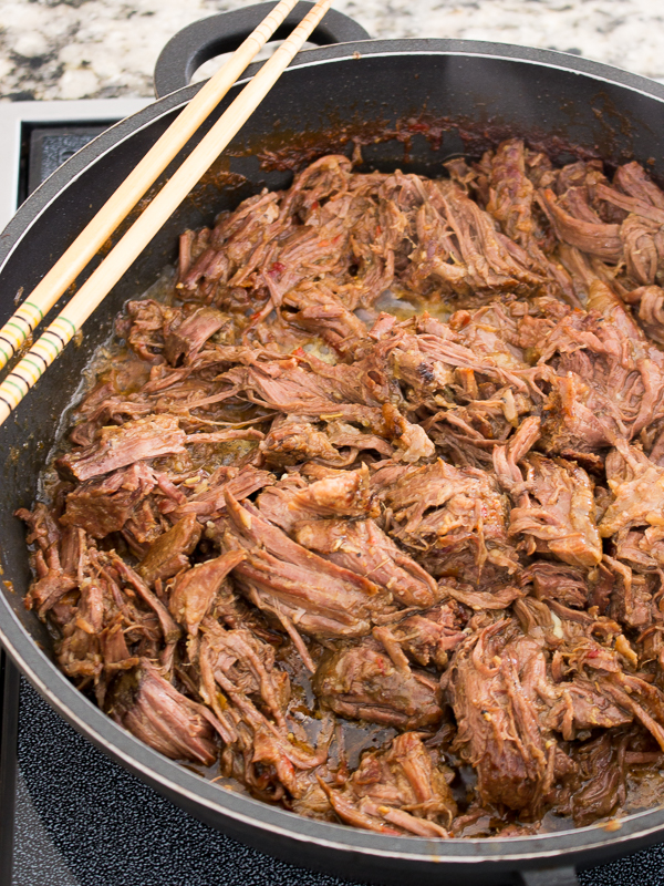 Slow Cooker Beef Rendang Curry / https://www.hwcmagazine.com