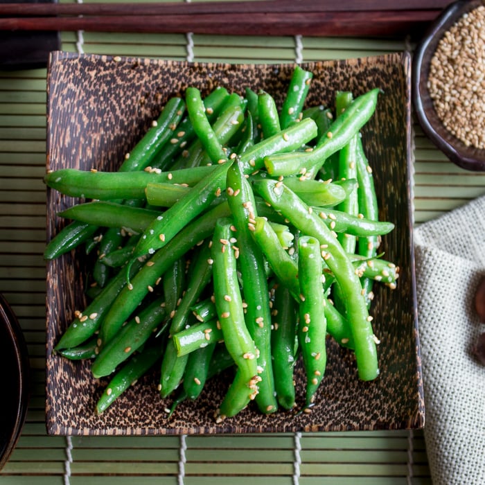 Top down Photo of Garlicky Sesame Stir Fried Green Beans 
