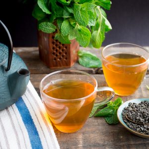 Healthy Moroccan Mint Tea / https://www.hwcmagazine.com