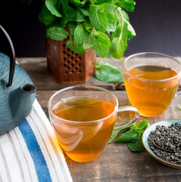 Healthy Moroccan Mint Tea / https://www.hwcmagazine.com
