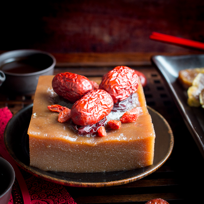 Chinese New Year Cake (Sticky Sweet Rice) / https://www.hwcmagazine.com