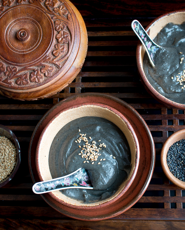 Hot Black Sesame Cereal / https://www.hwcmagazine.com