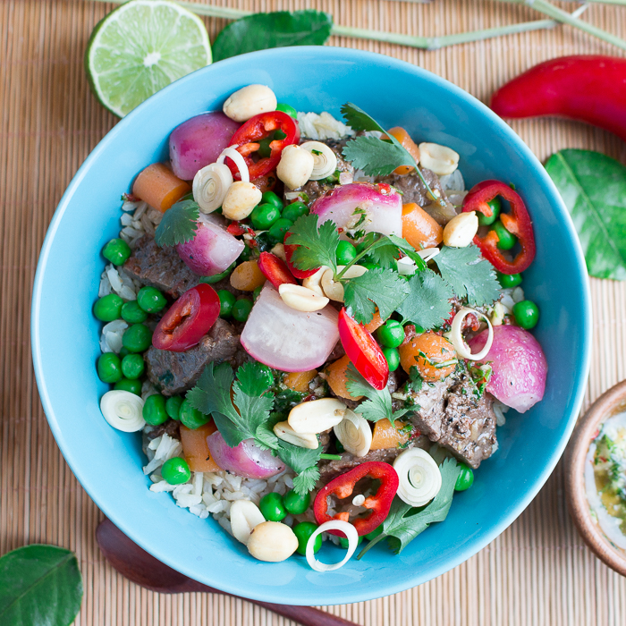 Spring Time Thai Beef Buddha Bowls/ https://www.hwcmagazine.com