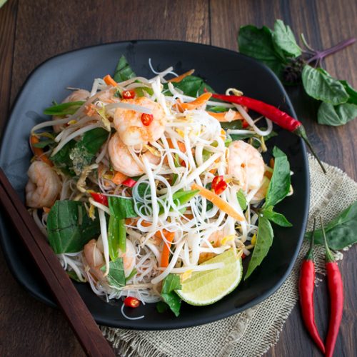 Vietnamese Shrimp Vermicelli Salad / https://www.hwcmagazine.com