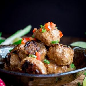 Thai Curry Turkey Tofu Meatballs / https://www.hwcmagazine.com