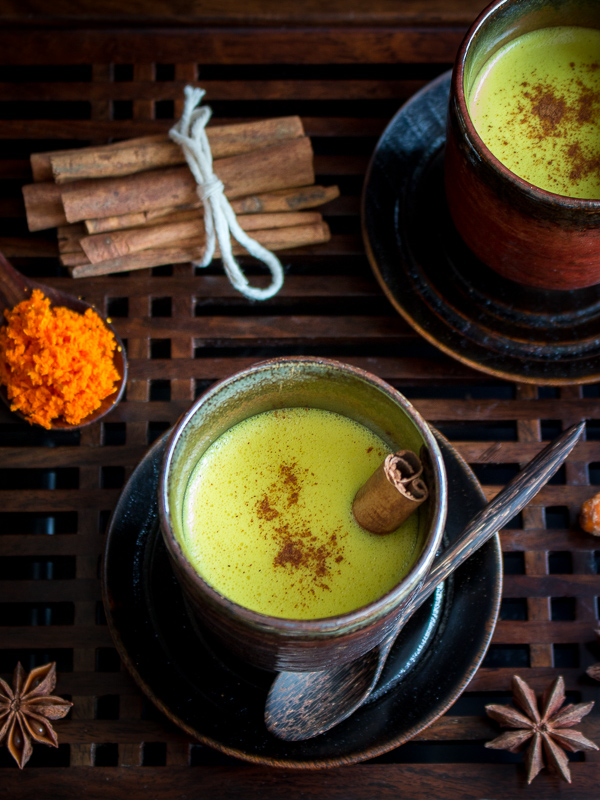 Easy Spiced Golden Milk / https://www.hwcmagazine.com