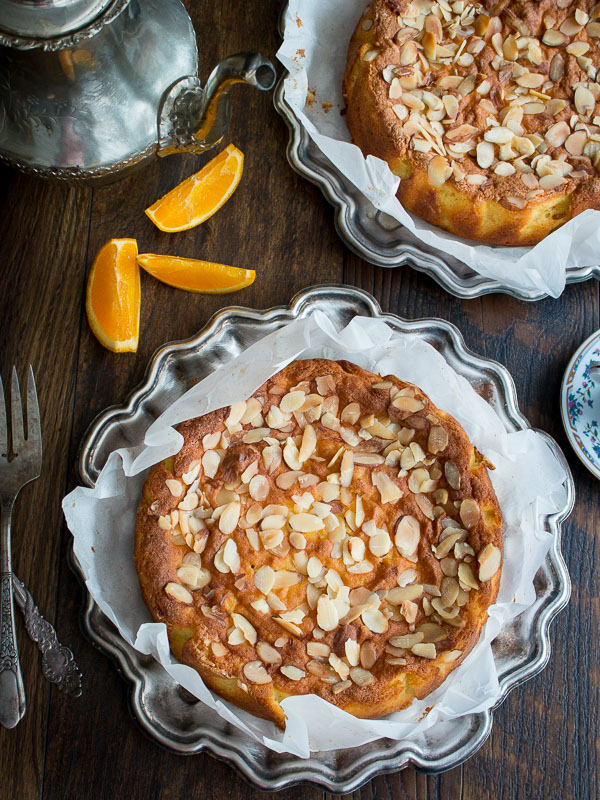 Best Orange Almond Flourless Cake / https://www.hwcmagazine.com