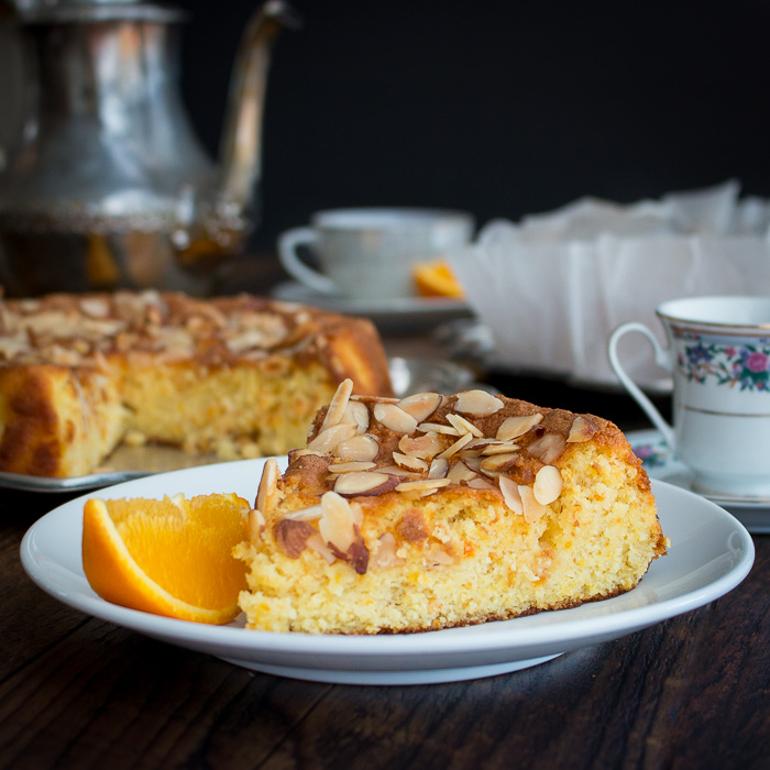 Best Orange Almond Flourless Cake / https://www.hwcmagazine.com