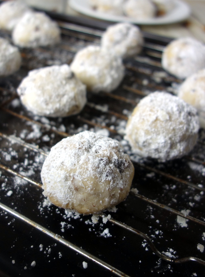 Wedding ball cookies