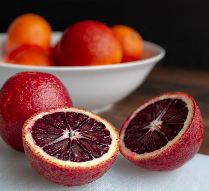 Blood Orange Ginger Spritz / https://www.hwcmagazine.com