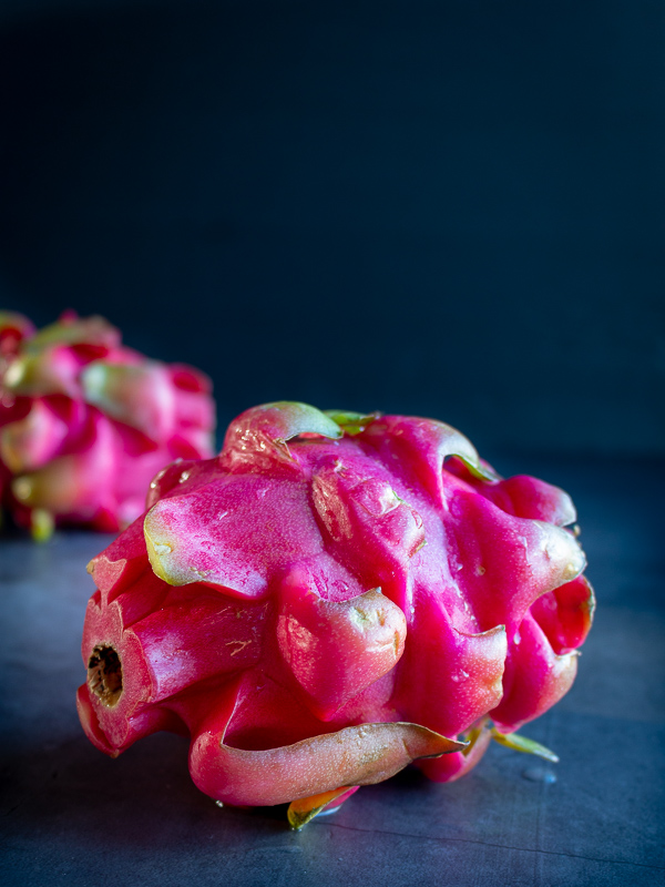 Ginger Citrus Dragon Fruit Smoothie/ https://www.hwcmagazine.com