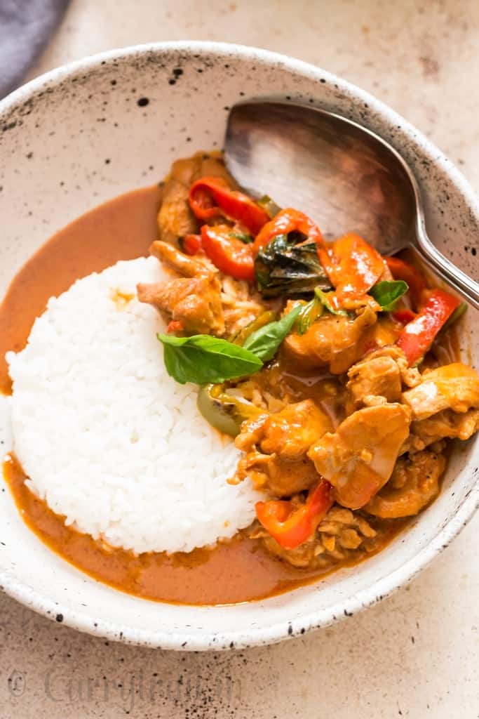 48 Best Thai Recipes / https://www.hwcmagazine.com