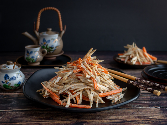 Sesame Burdock Root Salad / https://www.hwcmagazine.com